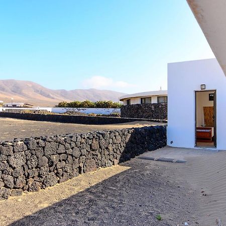 Famara Beach Apt מראה חיצוני תמונה